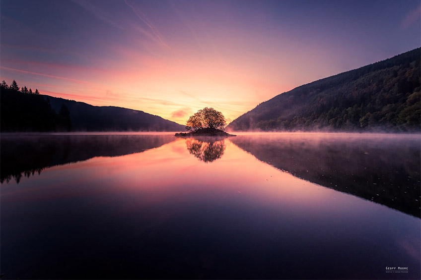 The Lone Tree Of Lake Vrnmy - Landscape Photography